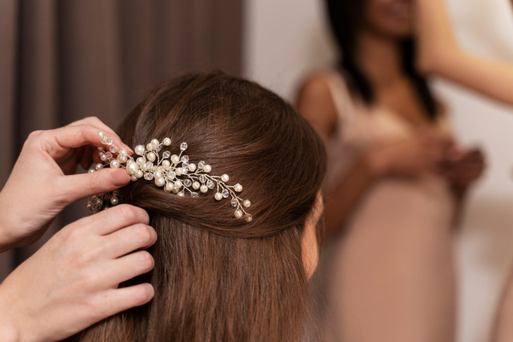 Cabelo Semipreso com Trança