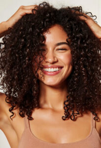 Deficiência de vitaminas e queda de cabelo: sinais que você não pode ignorar - www.freepik.com