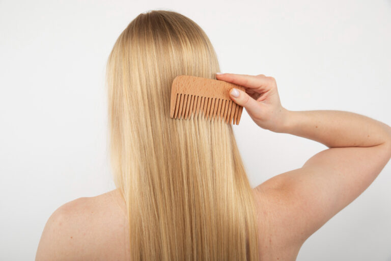 Como deixar o cabelo mais macio: hábitos que realmente fazem diferença - www.freepik.com