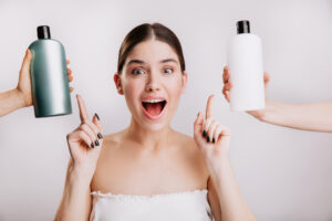 Como Saber se Seu Shampoo Está Danificando o Cabelo? - Fonte: www.freepik.com